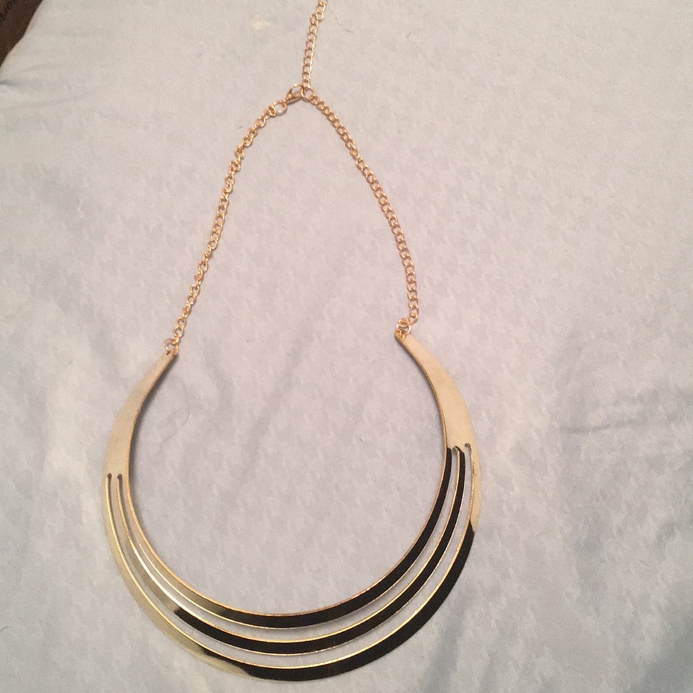 ♥️ gold statement necklace